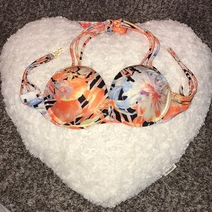 Victoria’s Secret Bombshell Bikini top 32a floral